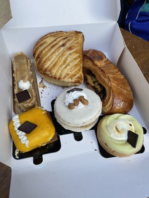   at VG Pâtisserie in Paris