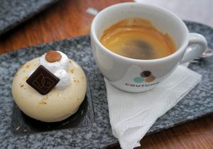 Coprahliné & Coffee at VG Pâtisserie in Paris