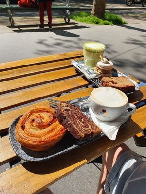  at VG Pâtisserie in Paris