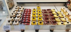  at VG Pâtisserie in Paris