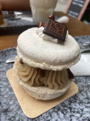 🤤   at VG Pâtisserie in Paris