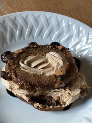 Paris Brest   at VG Pâtisserie in Paris