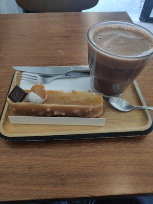  at VG Pâtisserie in Paris