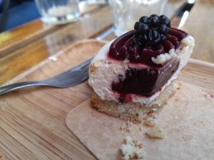 Relax at VG Pâtisserie in Paris