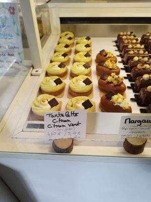  at VG Pâtisserie in Paris