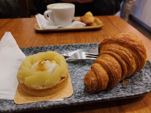   at VG Pâtisserie in Paris