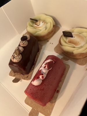 mini bûches and lemon tarts   at VG Pâtisserie in Paris