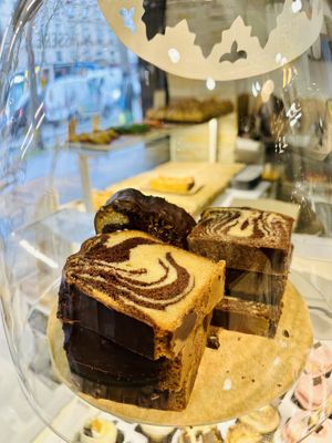 Marble cake  #Veganuary at VG Pâtisserie in Paris