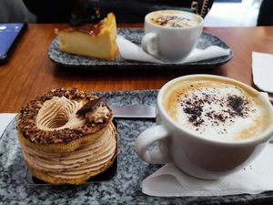  at VG Pâtisserie in Paris