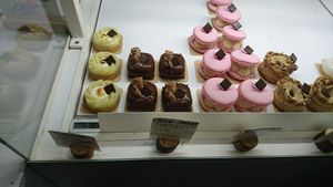 Pâtisseries vegetaliennes. at VG Pâtisserie in Paris