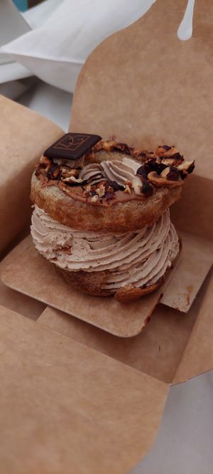 Le Paris Brest at VG Pâtisserie in Paris
