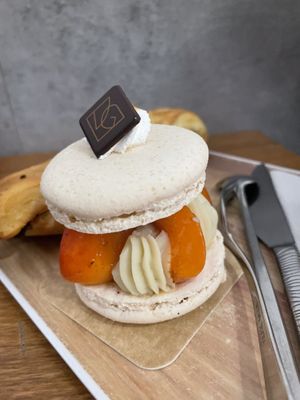 Macaroon  at VG Pâtisserie in Paris
