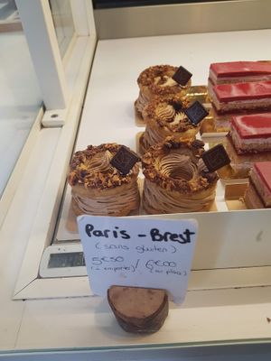  at VG Pâtisserie in Paris