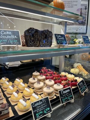   at VG Pâtisserie in Paris