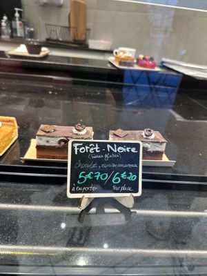   at VG Pâtisserie in Paris