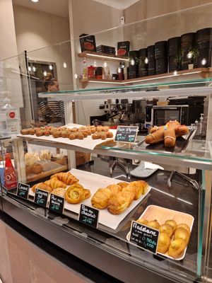  at VG Pâtisserie in Paris