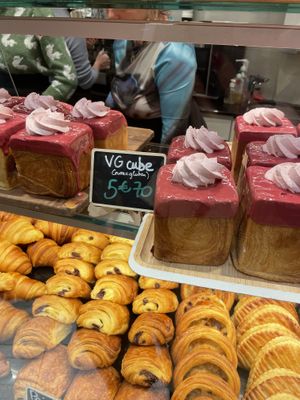   at VG Pâtisserie in Paris