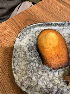 Magdalena at VG Pâtisserie in Paris