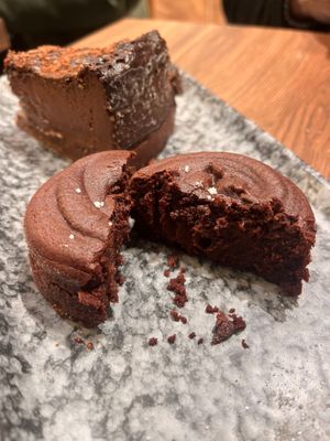 Chocolate Fondant at VG Pâtisserie in Paris