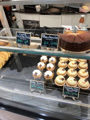 at VG Pâtisserie in Paris