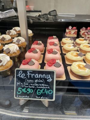 Le franny - my fav cake  at VG Pâtisserie in Paris