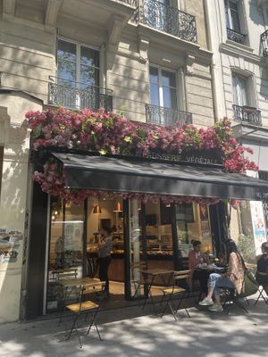 Restaurant outside   at VG Pâtisserie in Paris