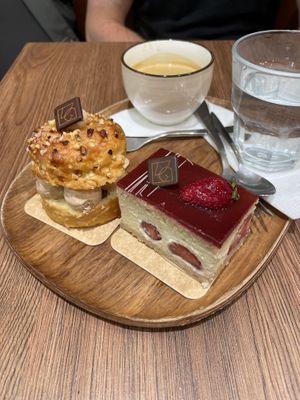   at VG Pâtisserie in Paris