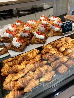  at VG Pâtisserie in Paris