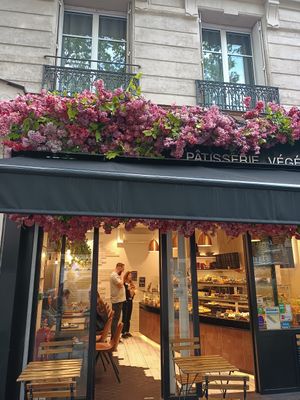  at VG Pâtisserie in Paris
