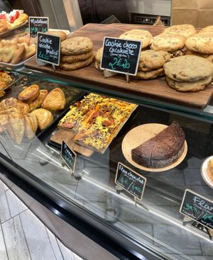  at VG Pâtisserie in Paris