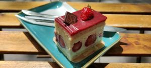 Fraisier at VG Pâtisserie in Paris