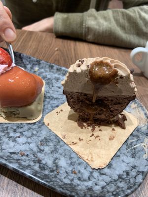   at VG Pâtisserie in Paris