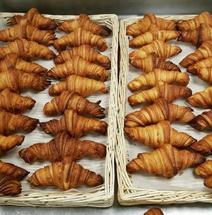 croissants at VG Pâtisserie in Paris