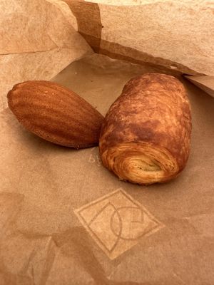   at VG Pâtisserie in Paris