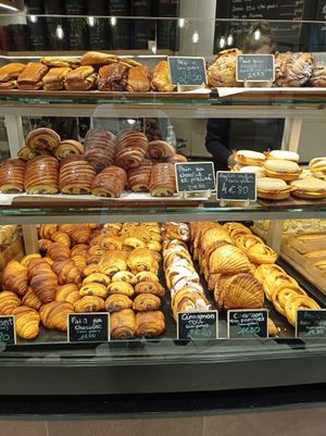  at VG Pâtisserie in Paris