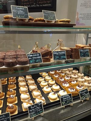  at VG Pâtisserie in Paris
