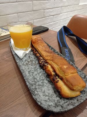  at VG Pâtisserie in Paris