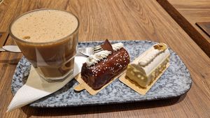  at VG Pâtisserie in Paris