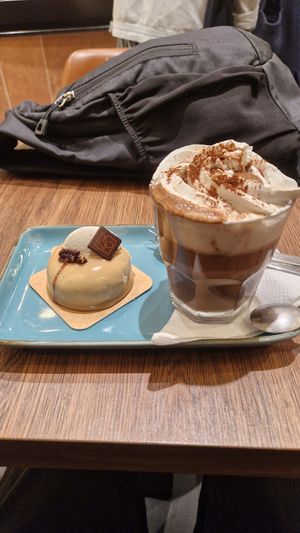  at VG Pâtisserie in Paris