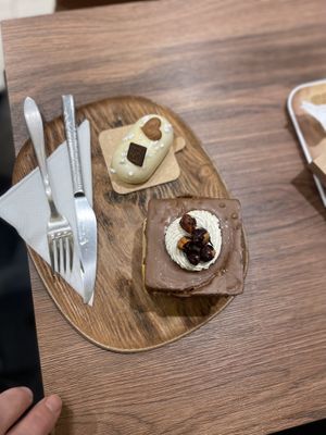   at VG Pâtisserie in Paris