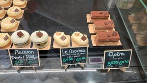  at VG Pâtisserie in Paris