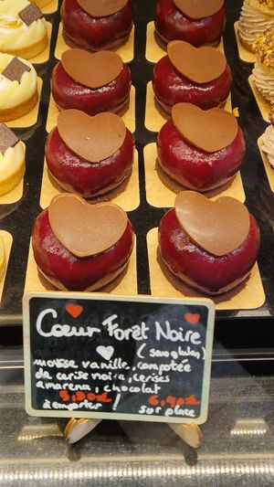  at VG Pâtisserie in Paris
