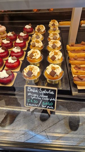  at VG Pâtisserie in Paris