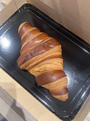 Giant croissant   at VG Pâtisserie in Paris