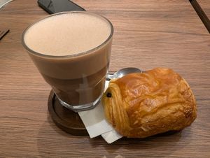 Pain au chocolat and a bit chocolate at VG Pâtisserie in Paris