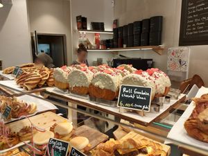  at VG Pâtisserie in Paris