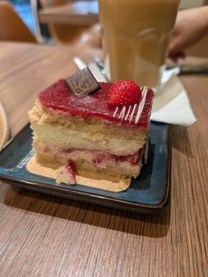  at VG Pâtisserie in Paris