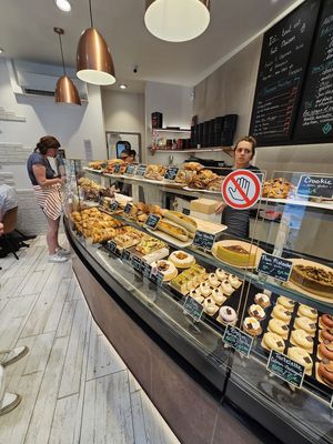  at VG Pâtisserie in Paris
