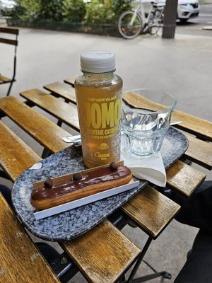  at VG Pâtisserie in Paris