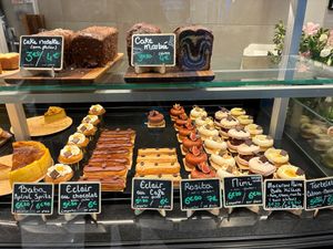 Display case at VG Pâtisserie in Paris